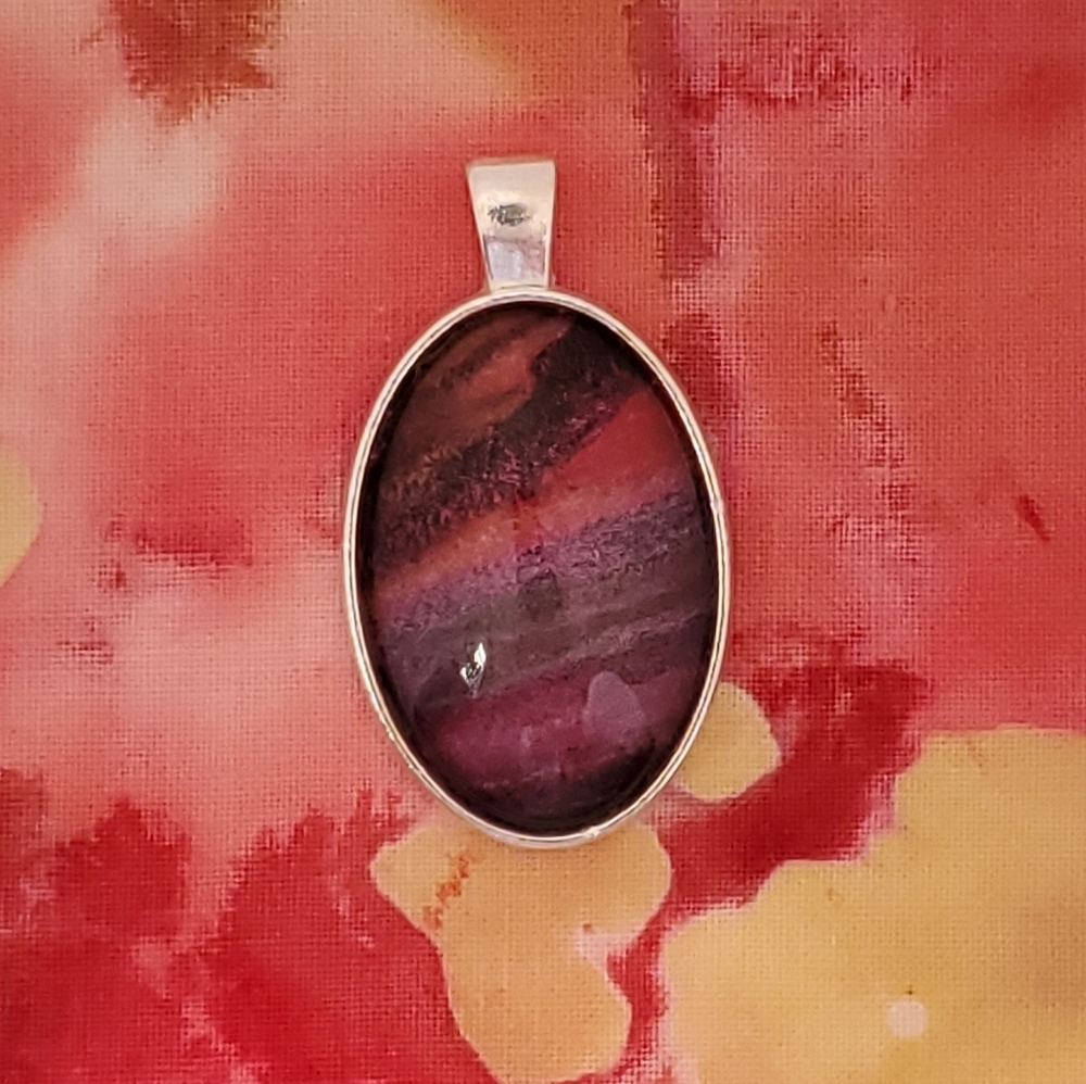 Handmade Oval Pendant Necklace - Picture 1 of 4